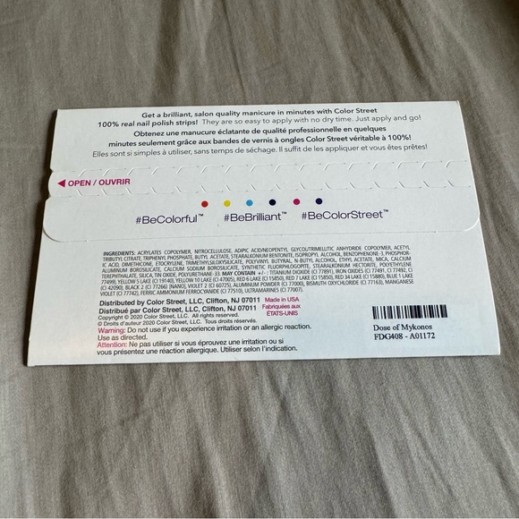 *Retired* Color Street: Dose of Mykonos | Navy Blue White Gradient Ombre Glitter - Picture 4 of 15